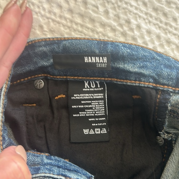 KUT FROM THE KLOTH HANNAH SKIRT - Picture 3 of 4